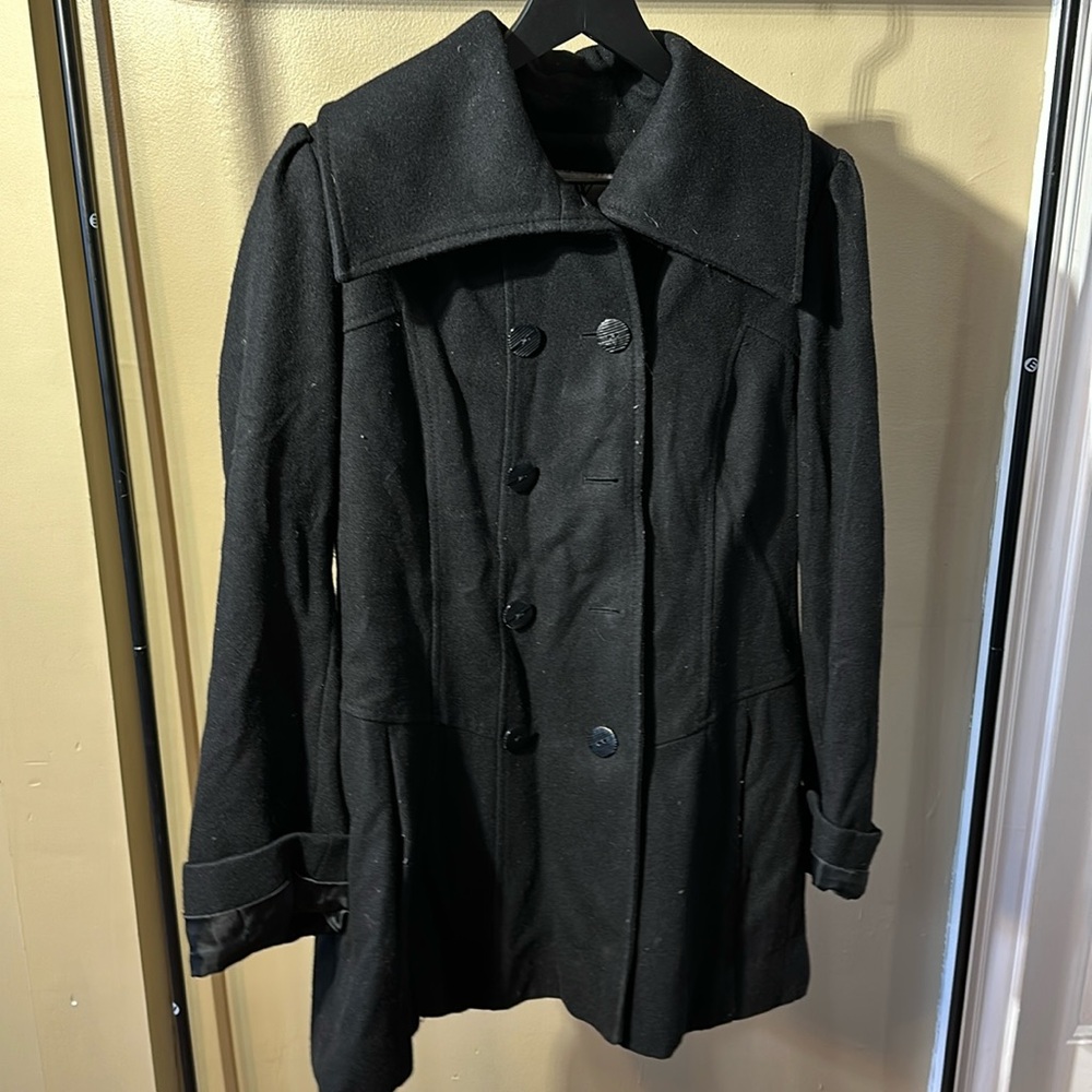 Worthington woman’s midweight coat